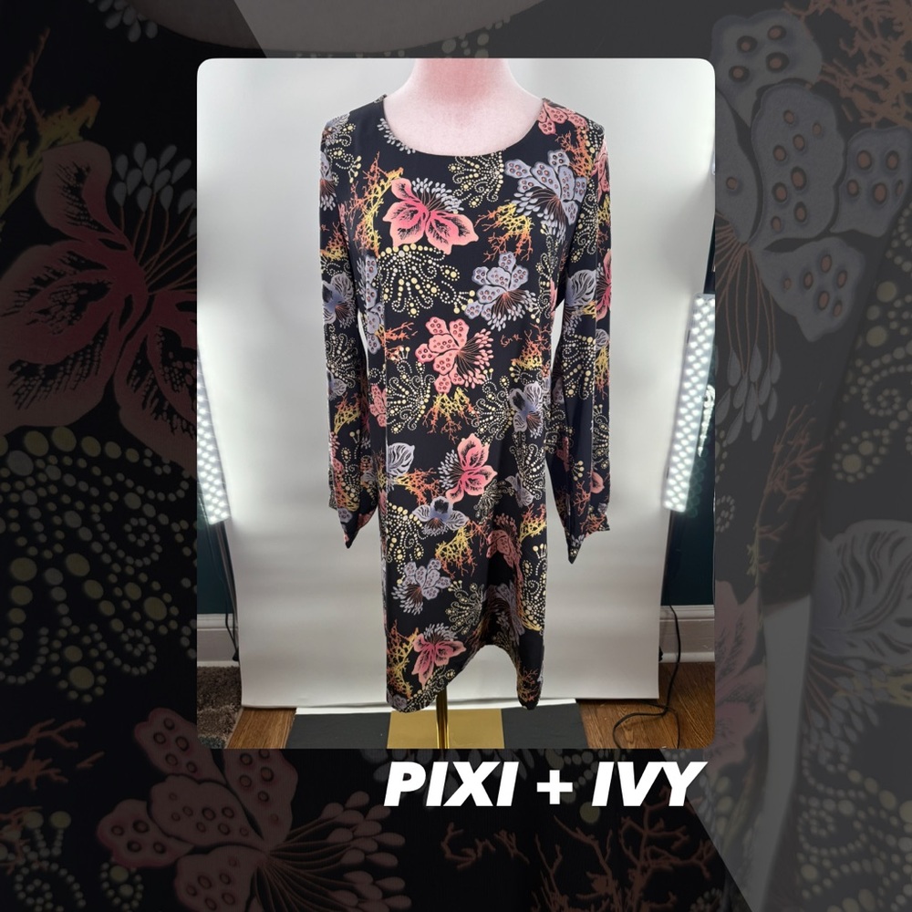 EUC Pixi + Ivy Floral Dress